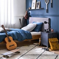 Hiba Metal Bedside Table